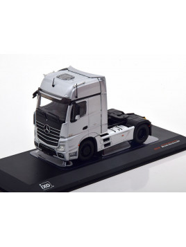 IXO MODELS TR124.22 CAMION MERCEDES BENZ ACTROS...