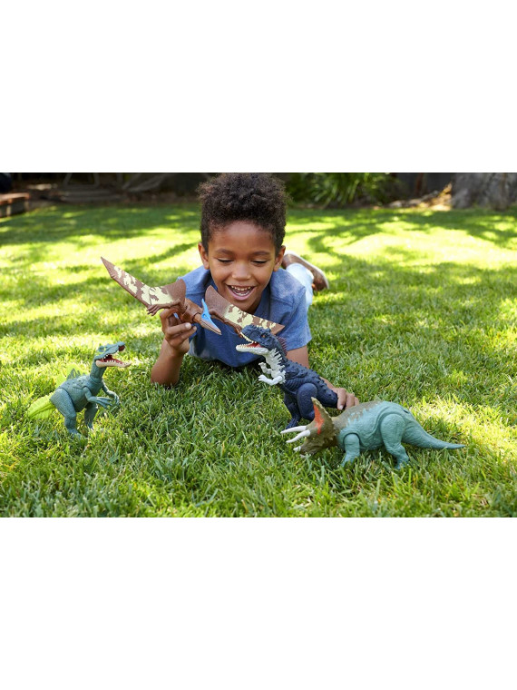 Jurassic World Dinosaure articulé Tricératops  avec son code ADN scannable HDX40