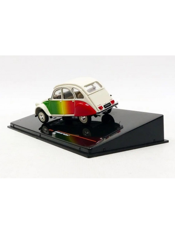 IXO MODELS CLC172 VOITURE Citroen 2CV Lusitano 1986 1/43