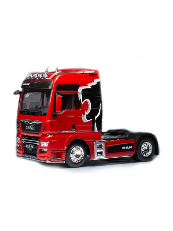 IXO Models TR074  Man TGX XXL 2018 Rouge